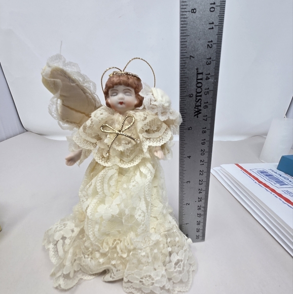 Heavenly Angel Ornament Tree Topper Porcelain Face & Hands, Wings Lace Dress - Picture 10 of 11